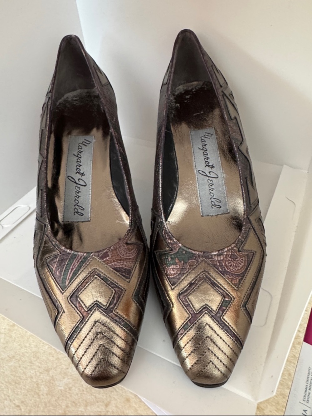 Vintage Margaret Jerrold Metallic Bronze Patterned Women's shoes